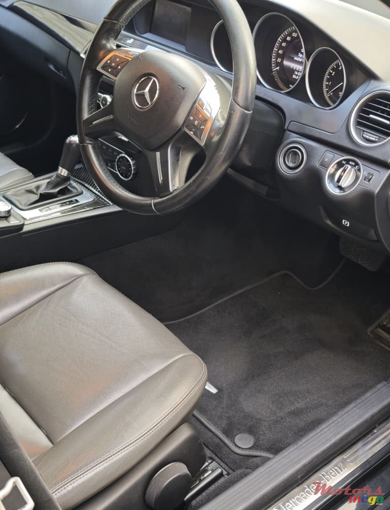 2013' Mercedes-Benz C 180 photo #7