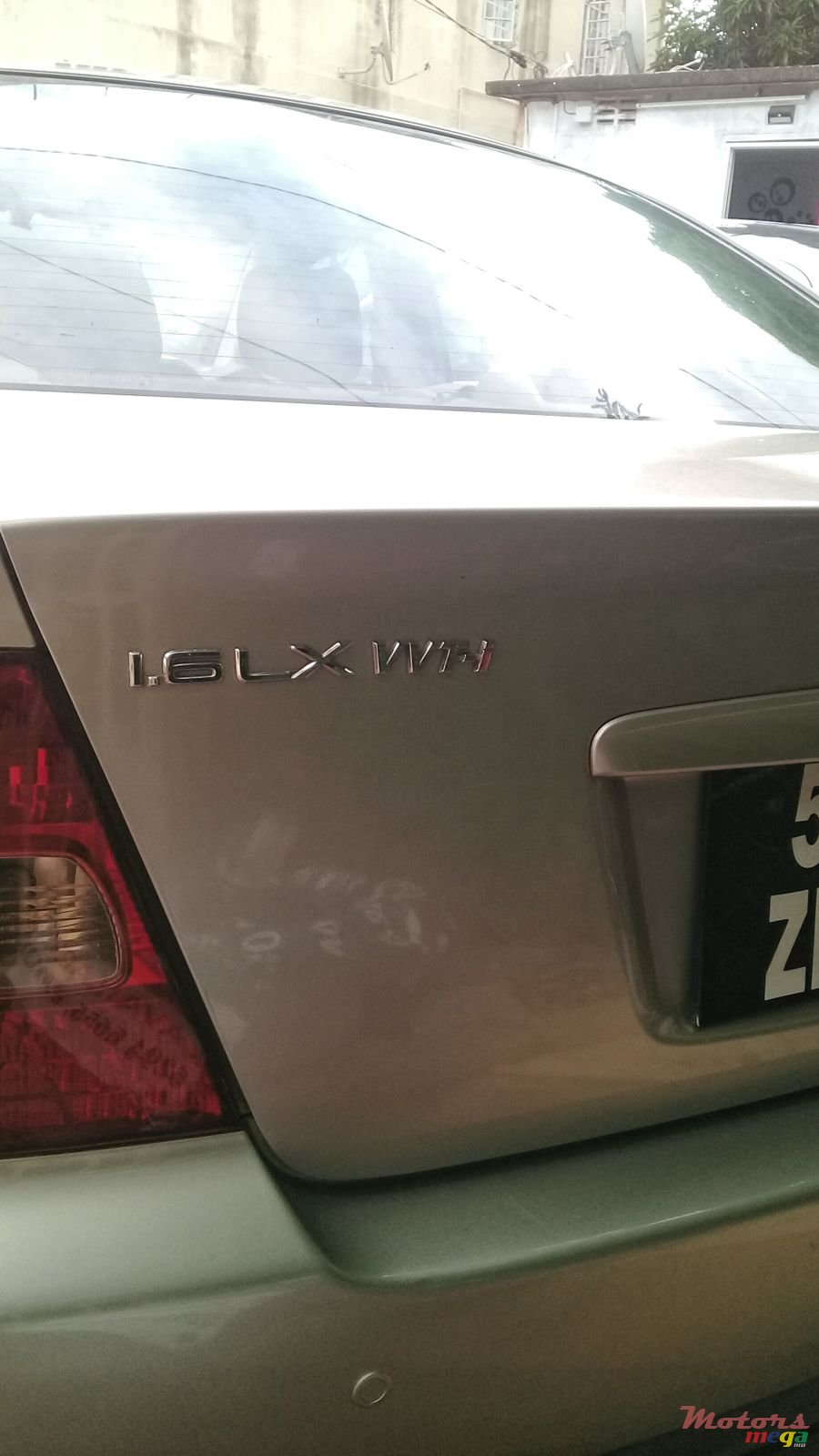 2002' Toyota Corolla NZE photo #6