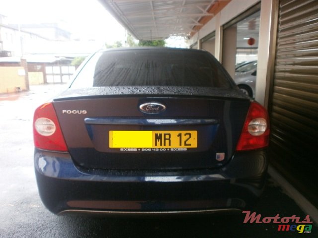 2012' Ford Focus photo #3