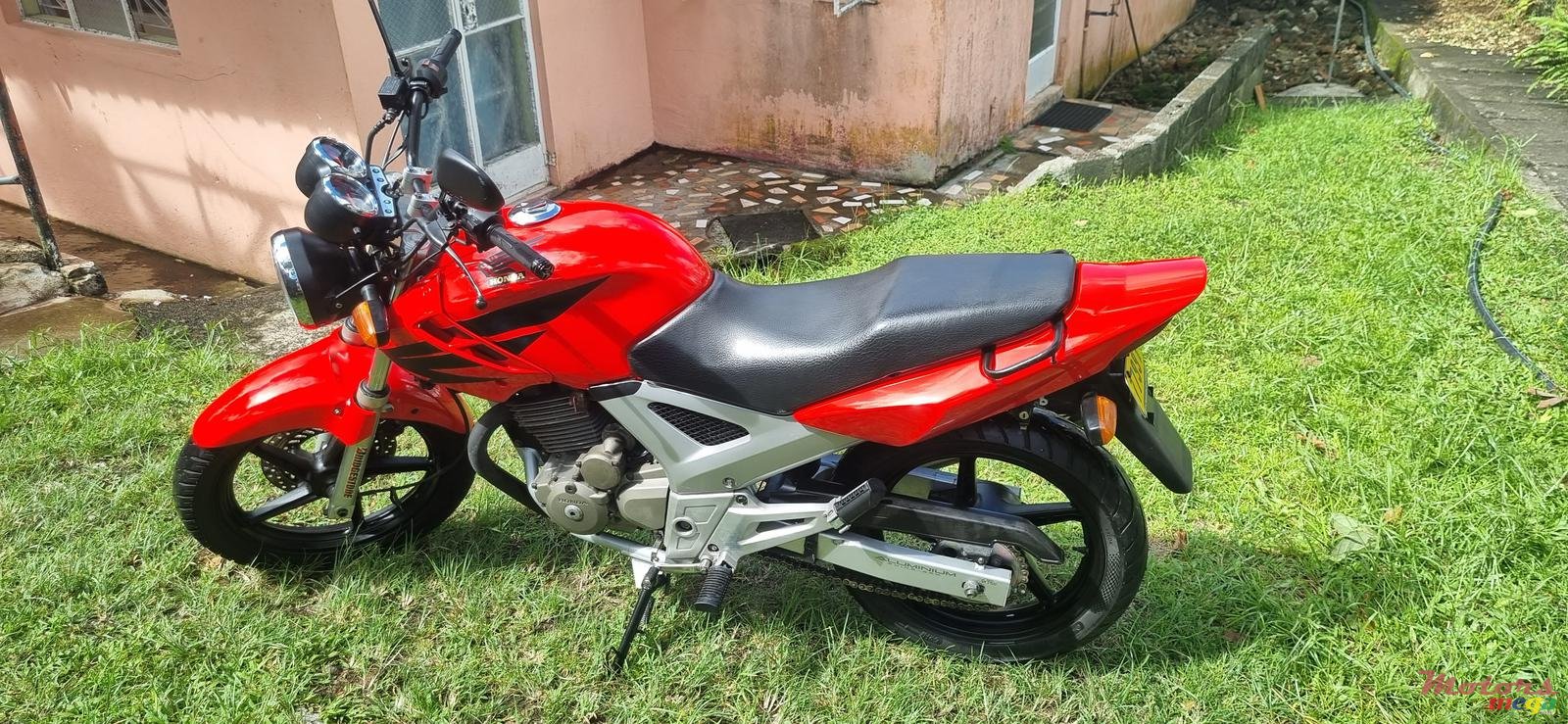 2011' Honda CBX 250 TWISTER photo #3