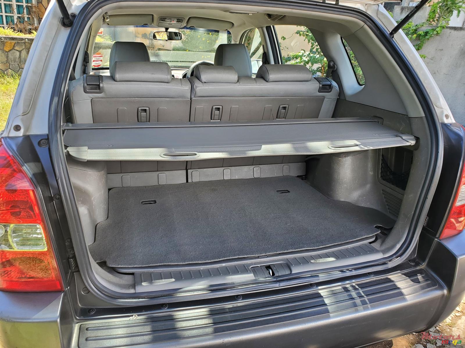 2008' Hyundai Tucson photo #5