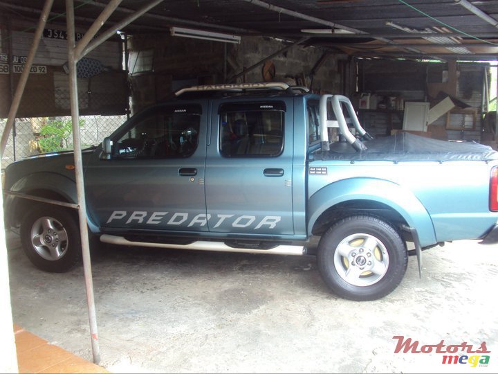 2003' Nissan Hardbody Predator 2x4 photo #4