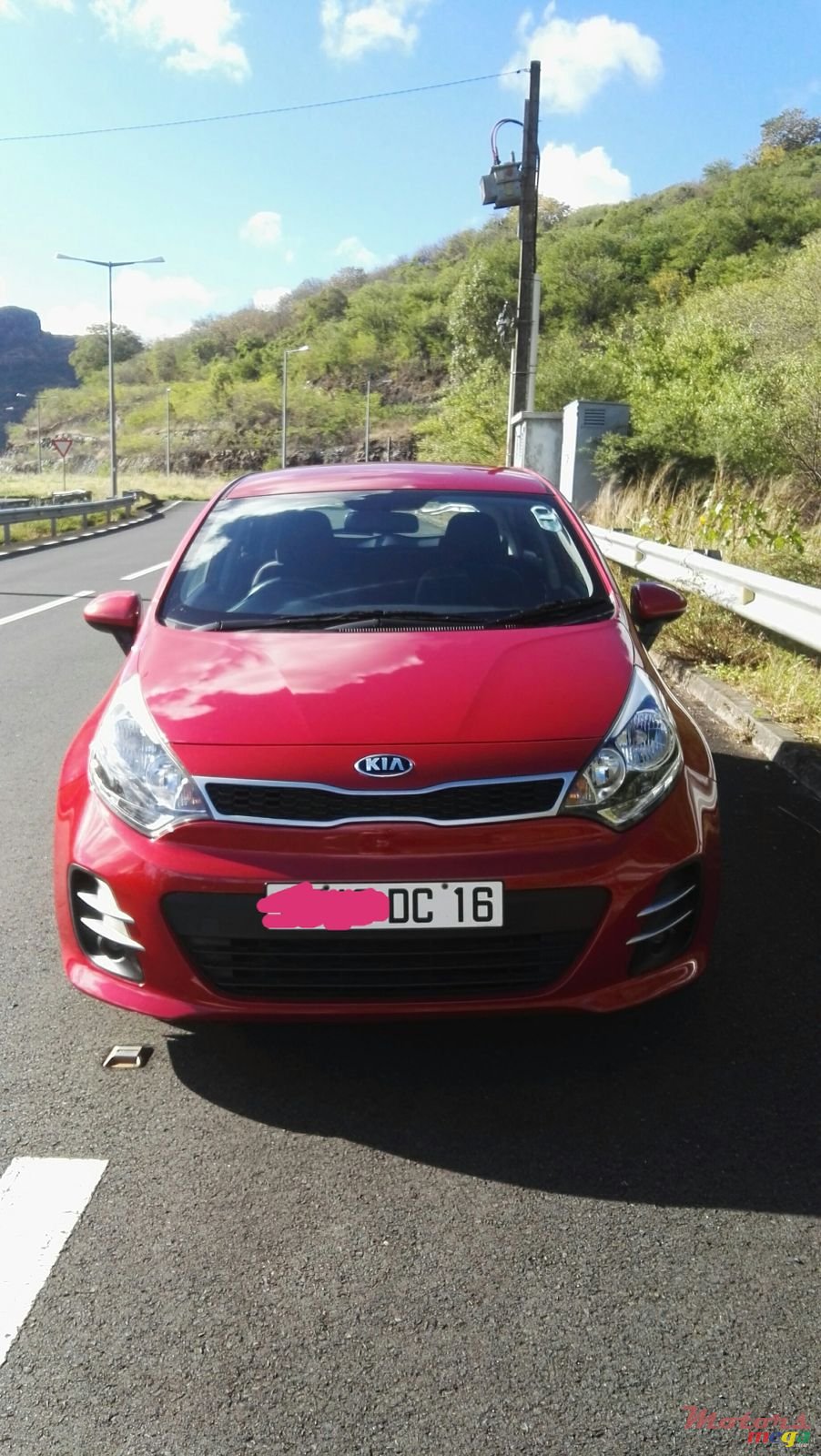 2016' Kia Rio photo #3
