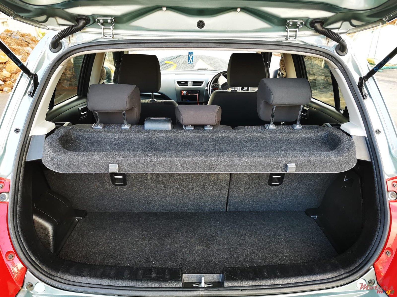 2013' Suzuki Swift 1.2 Japan photo #7