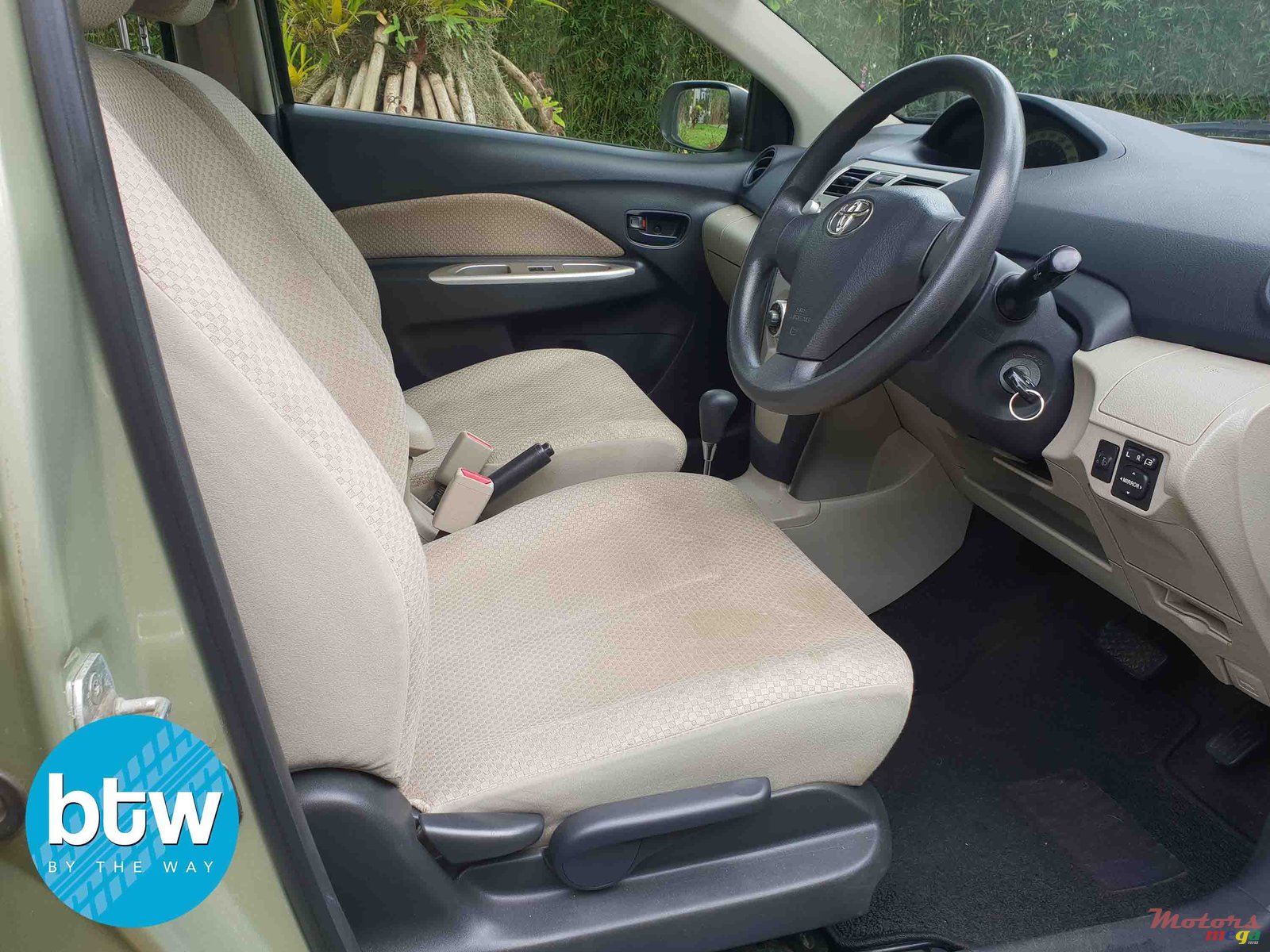 2008' Toyota Belta photo #5