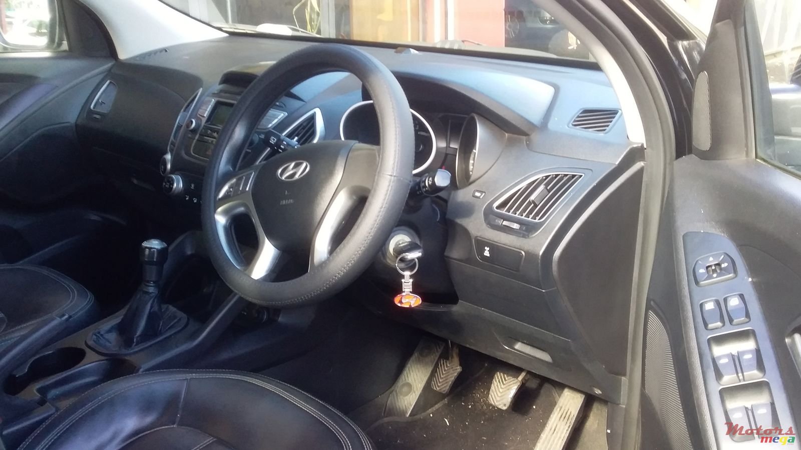 2013' Hyundai ix35 photo #3