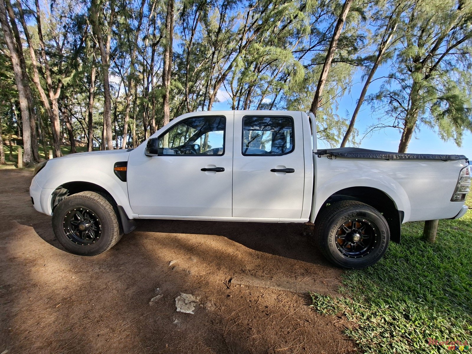 2011' Ford Ranger photo #3