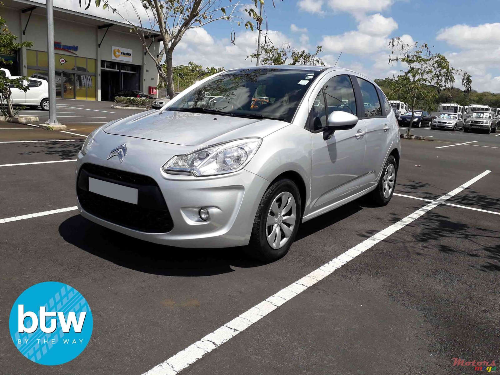 2011' Citroen C3 photo #1