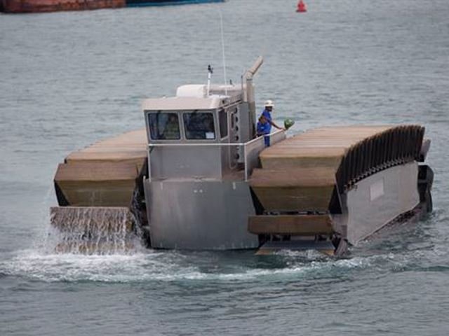 Meet UHAC: 38 Tons of Tank/Boat Kickass