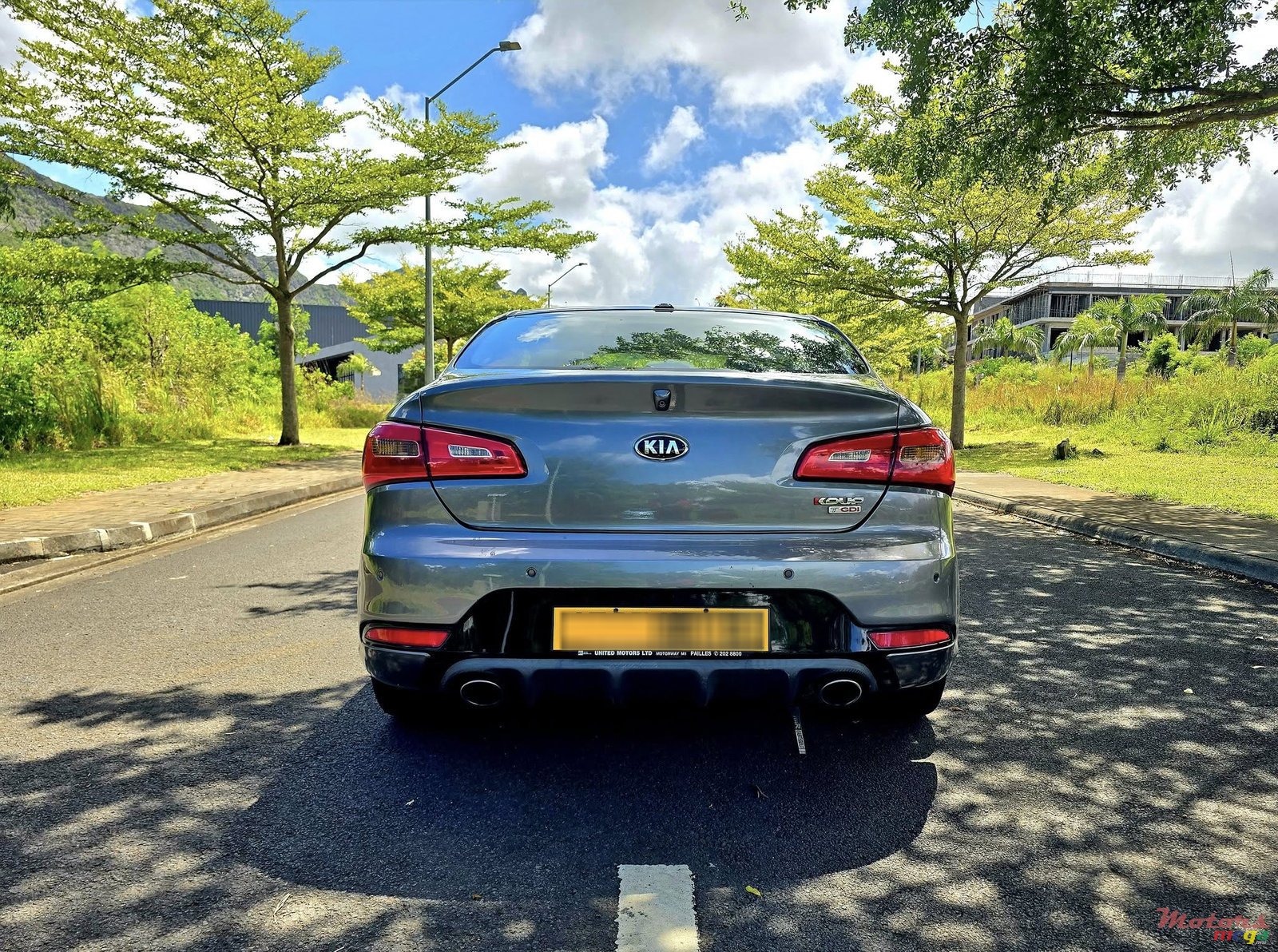 2018' Kia Cerato Coup photo #3