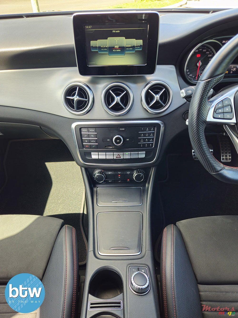 2018' Mercedes-Benz GLA 180 AMG photo #7