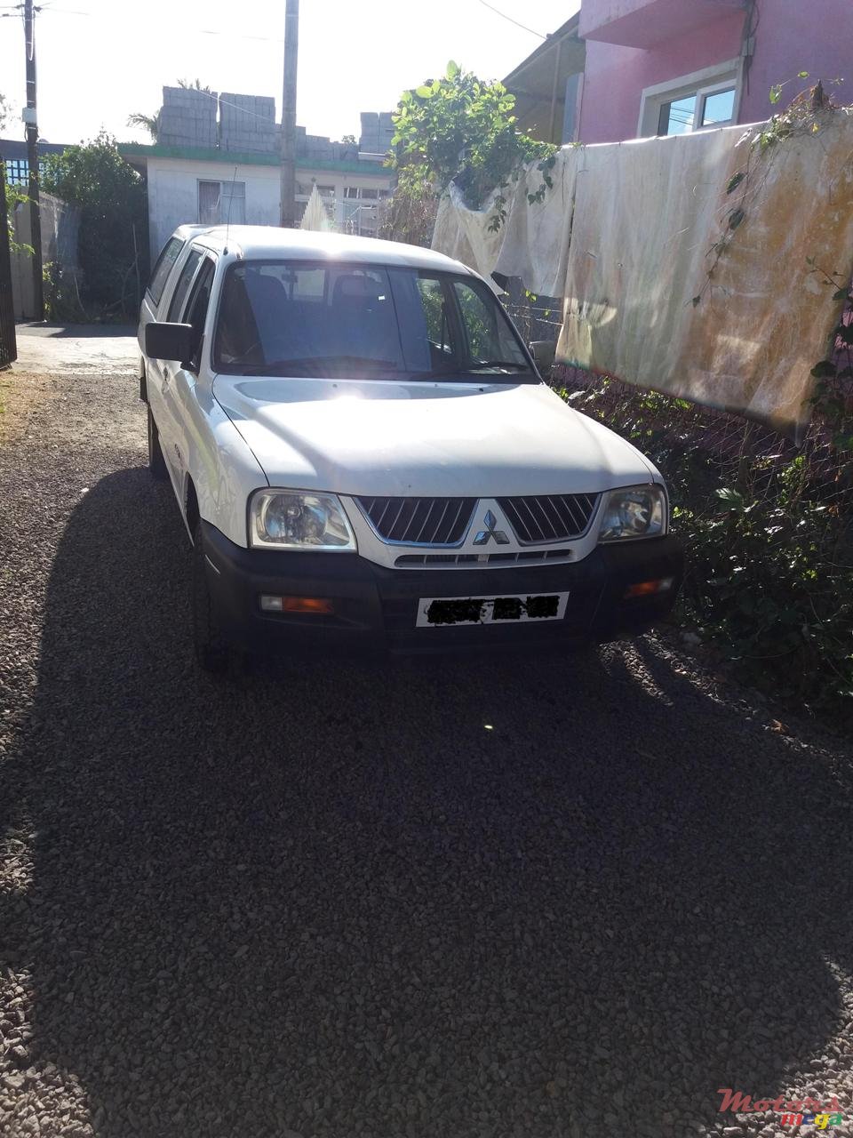 2007' Mitsubishi L 200 photo #1