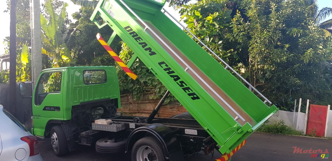 2003' Nissan photo #4