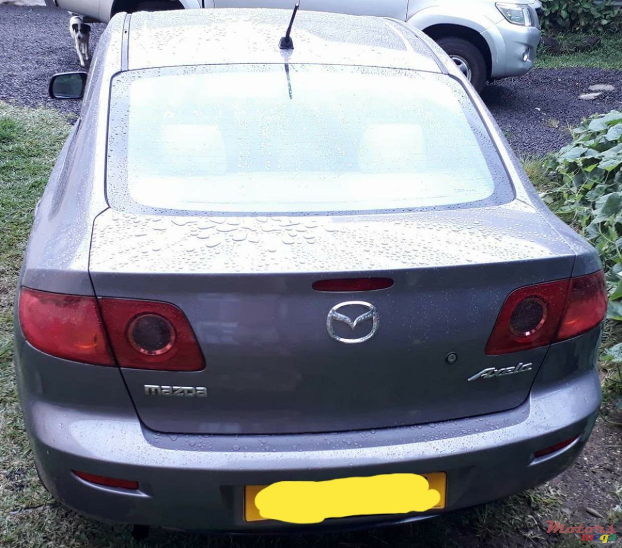 2004' Mazda Axela photo #3