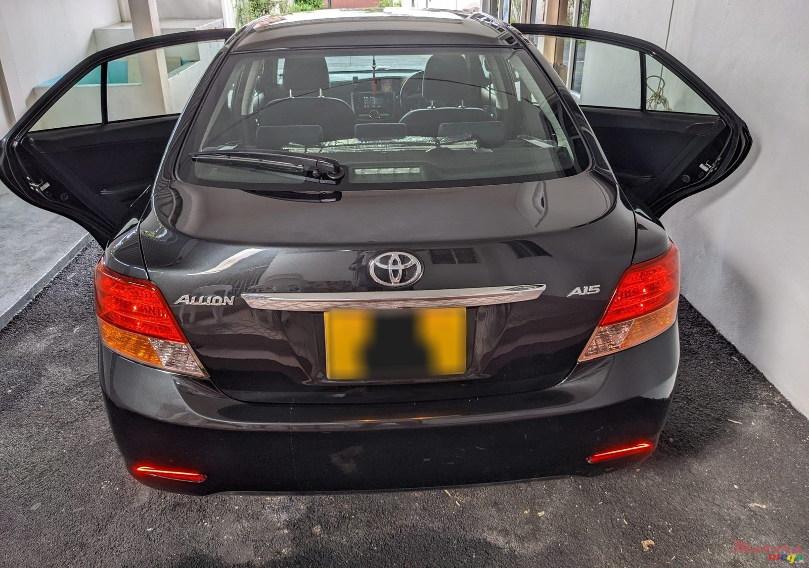 2010' Toyota Allion photo #7