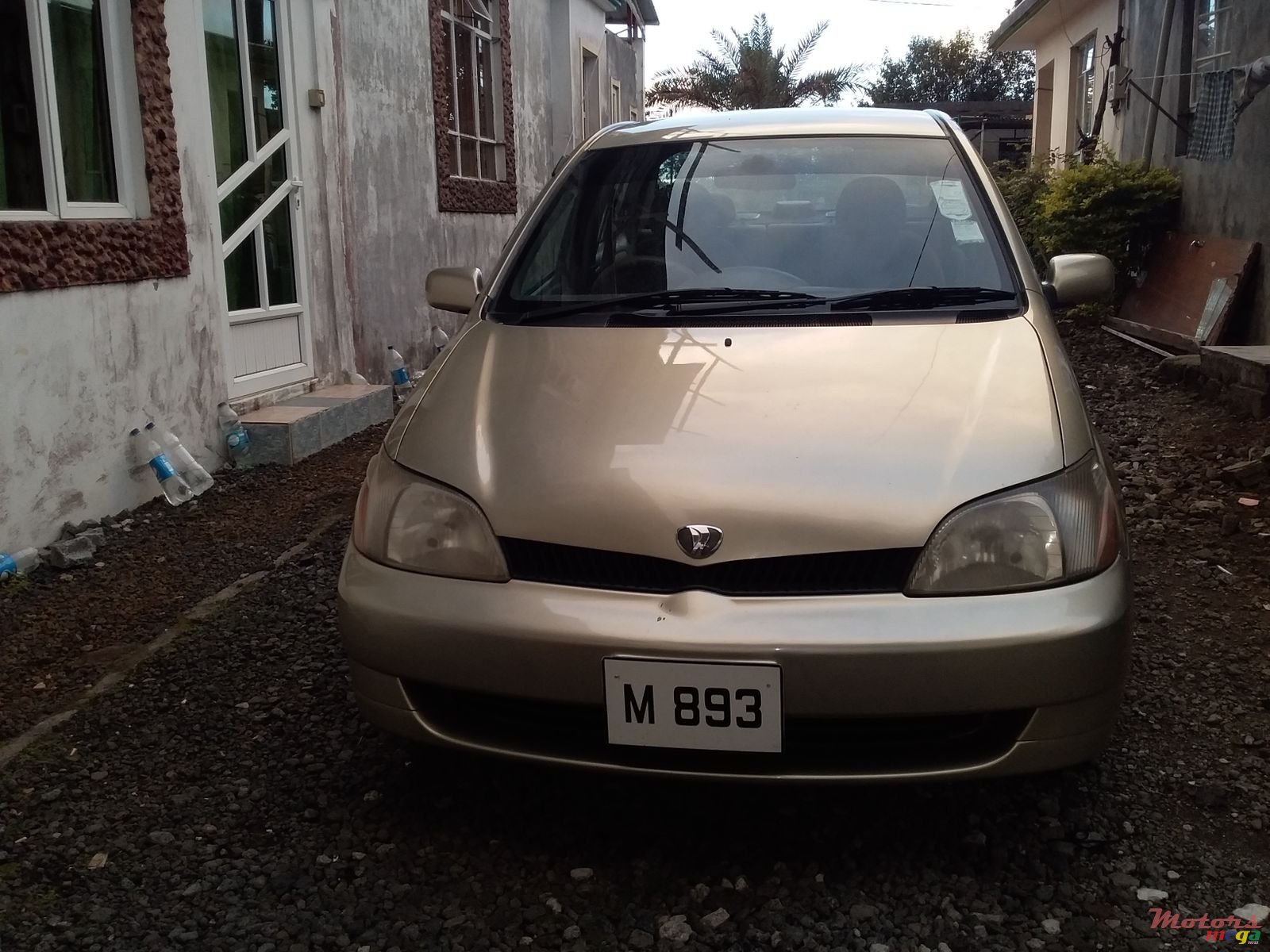 2001' Toyota Echo platz photo #1