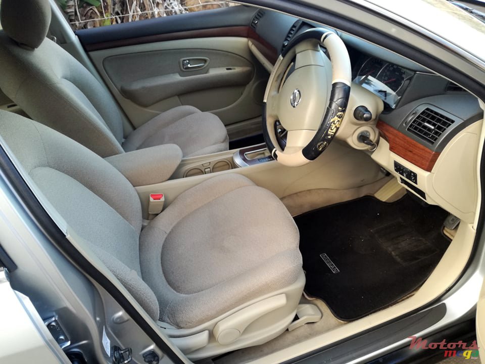 2006' Nissan Bluebird Sylphy Auto JAPAN photo #3