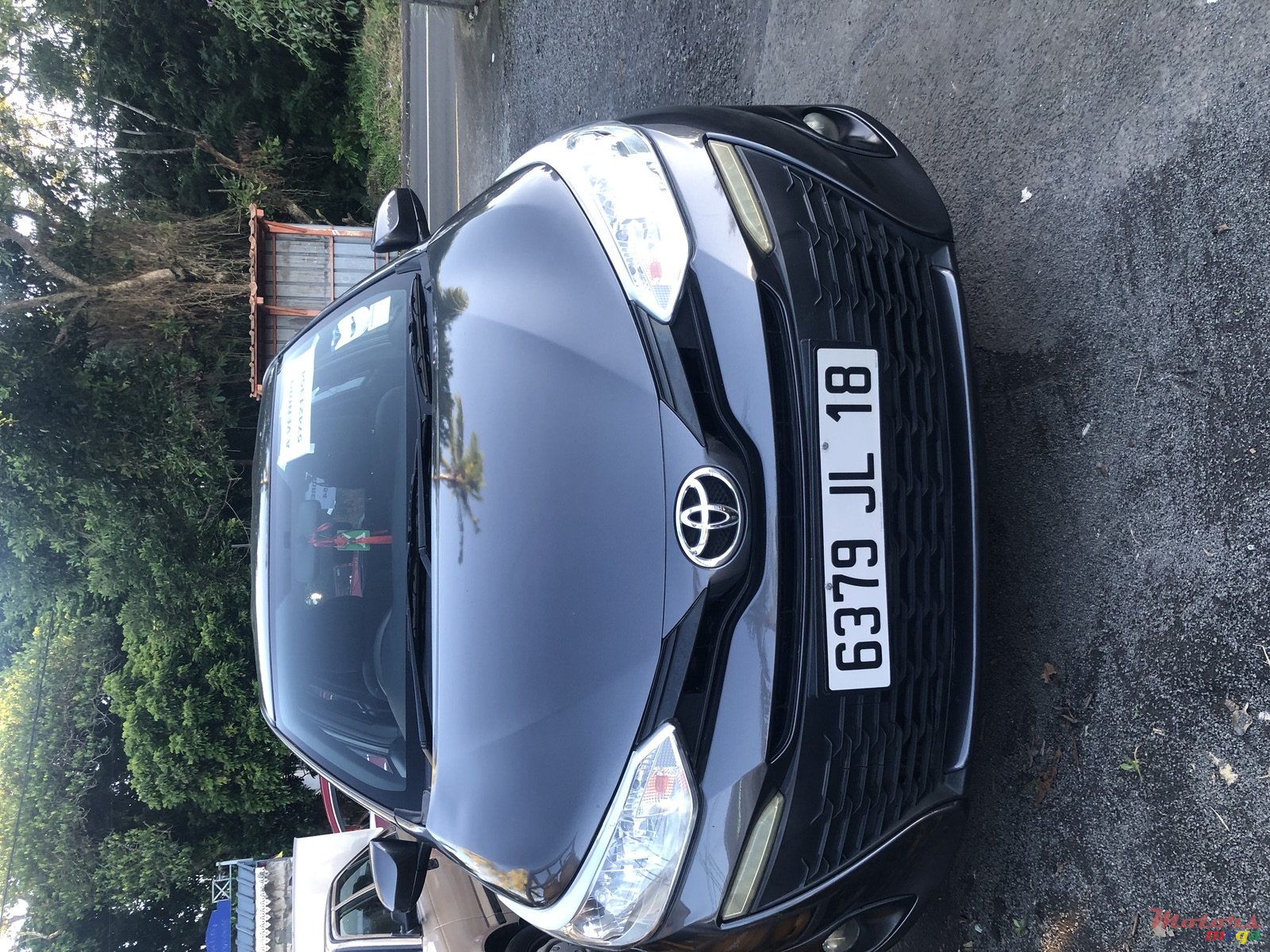 2018' Toyota Yaris Hatch back photo #5