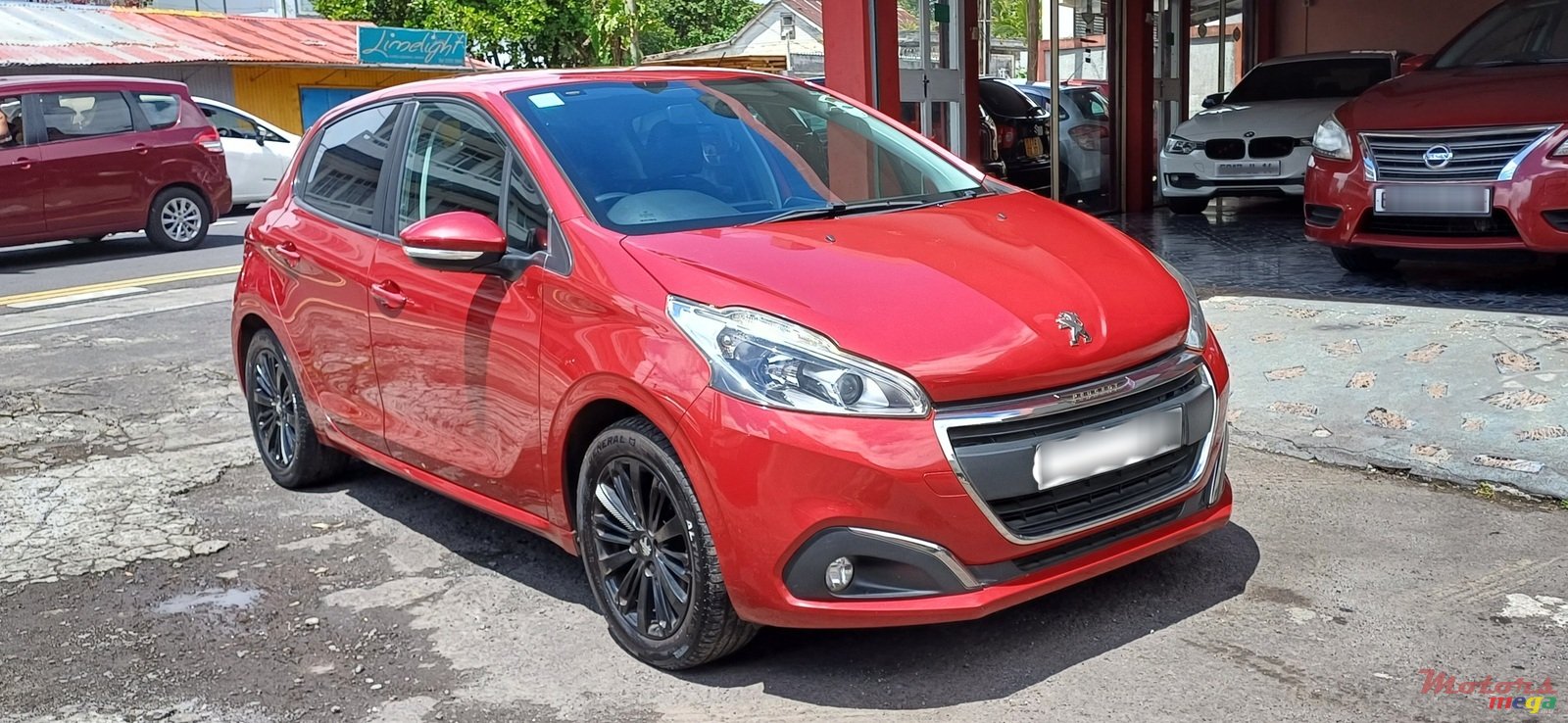 2017' Peugeot 208 photo #1