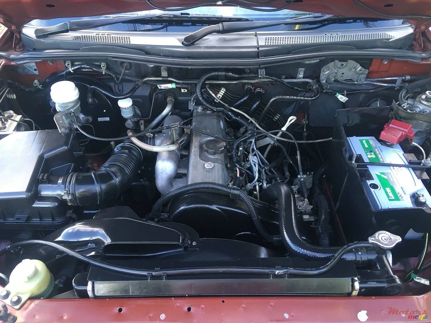 2009' Mitsubishi L200 Sportero photo #6