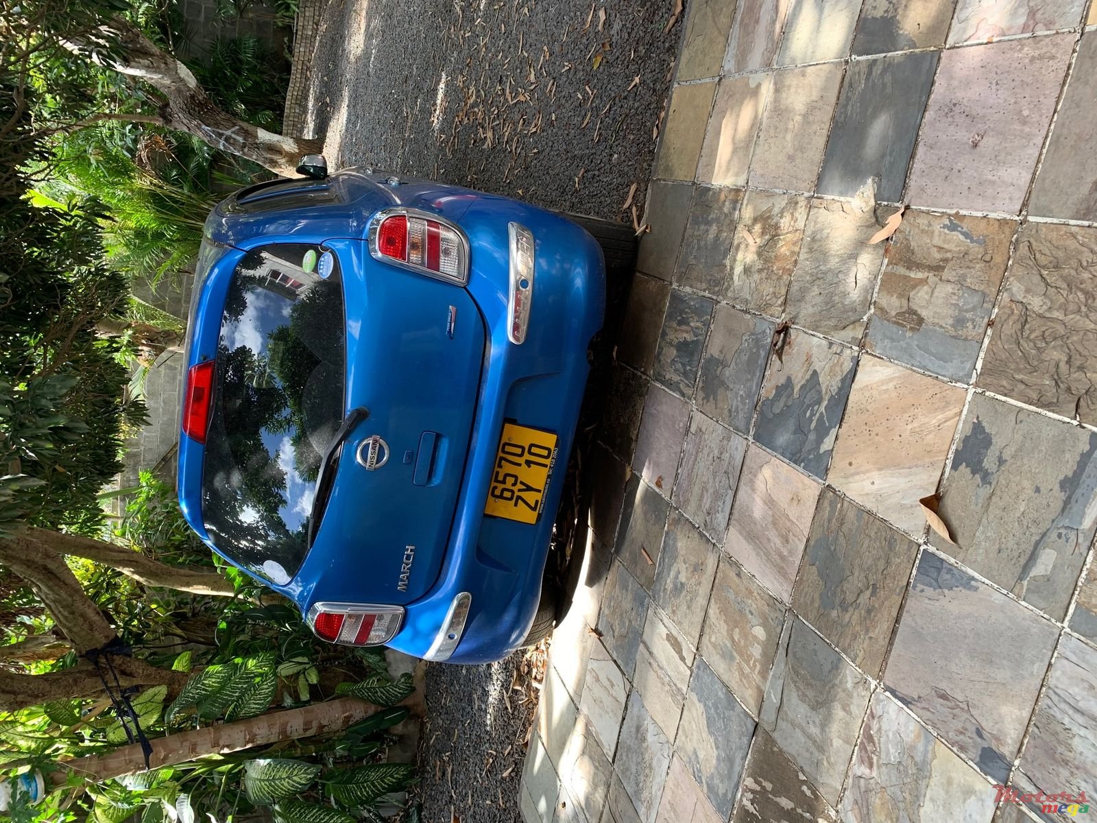 2010' Nissan March photo #2