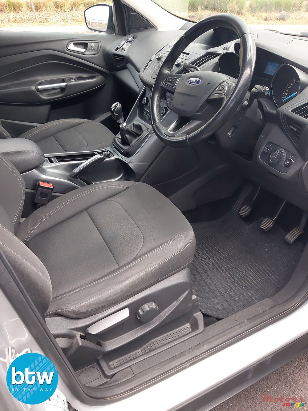 2017' Ford Kuga photo #5