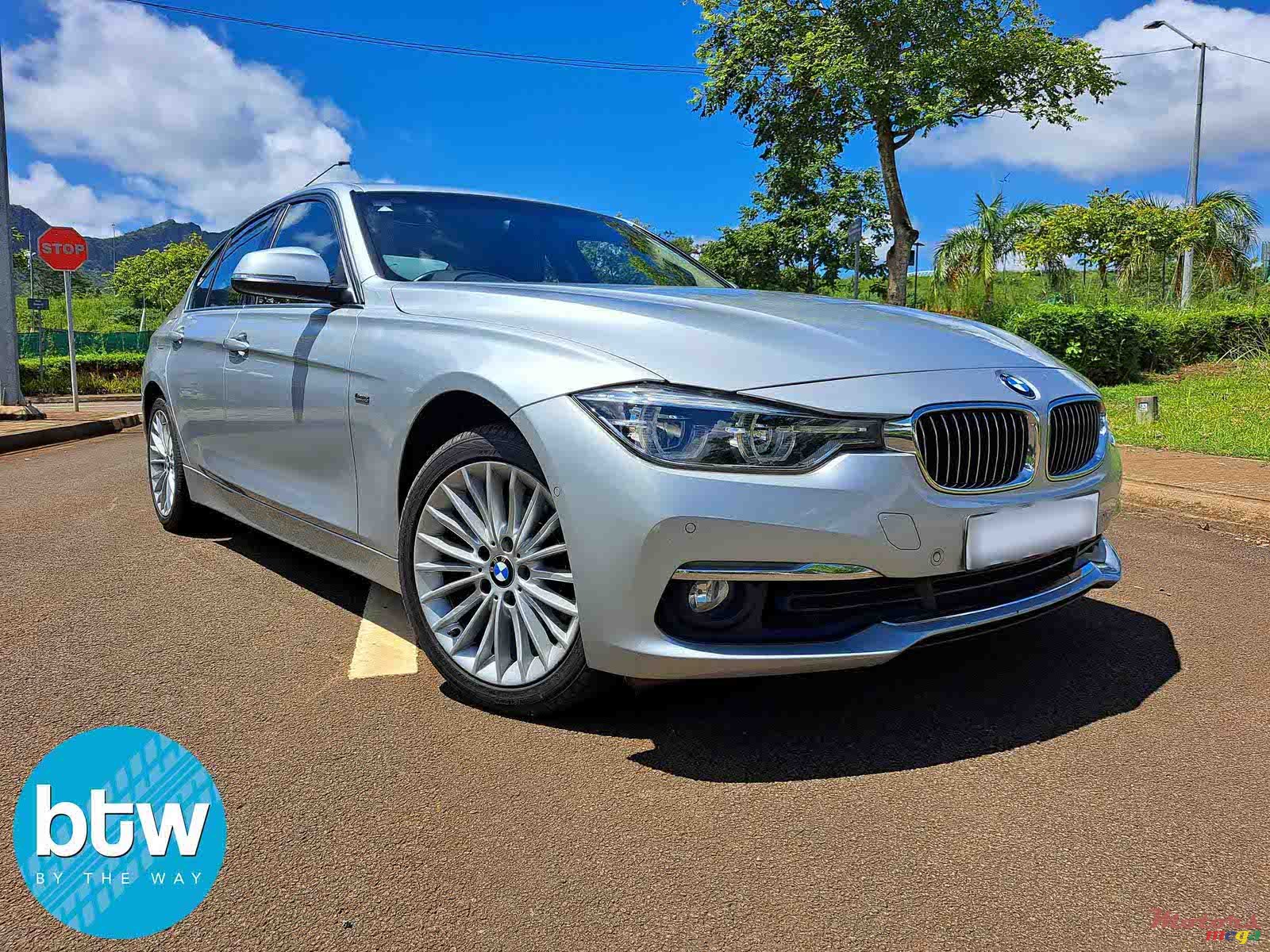 2017' BMW 318 Luxury photo #1