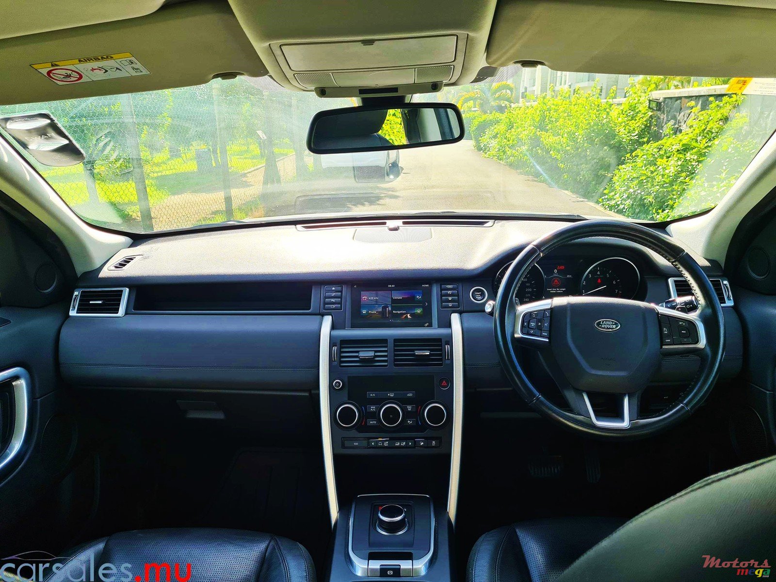 2017' Land Rover Discovery Sport si4 photo #6