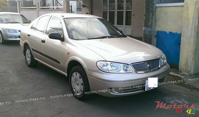 2005' Nissan sunny n17 photo #1