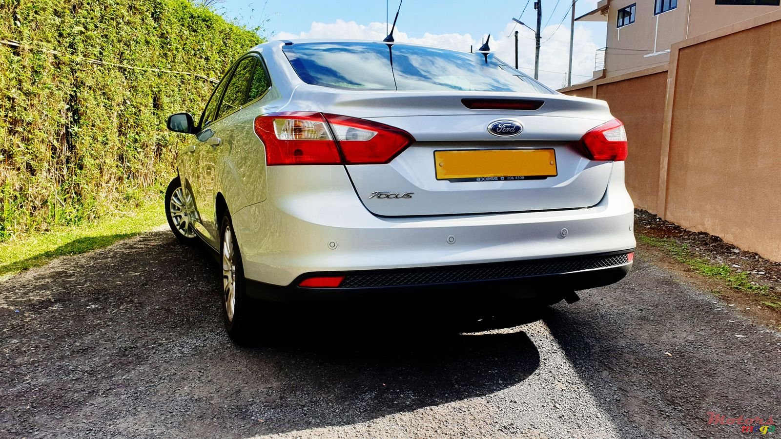 2014' Ford Focus Titanium photo #2