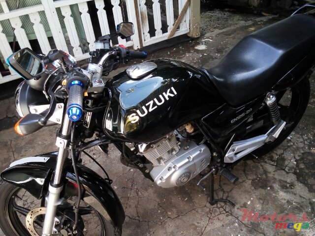 2014' Suzuki EN 125 -2A photo #2