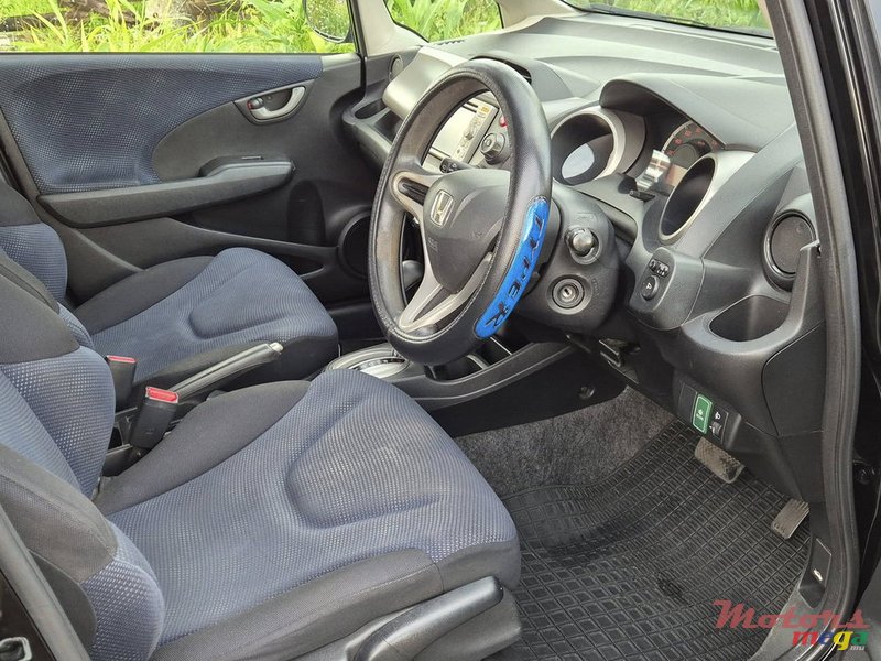 2011' Honda Fit photo #5