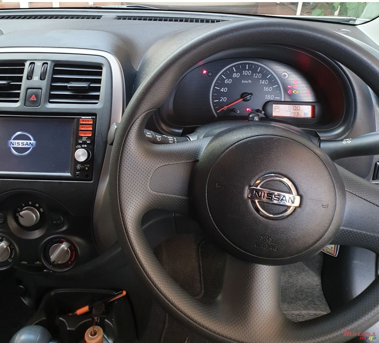 2015' Nissan March photo #3