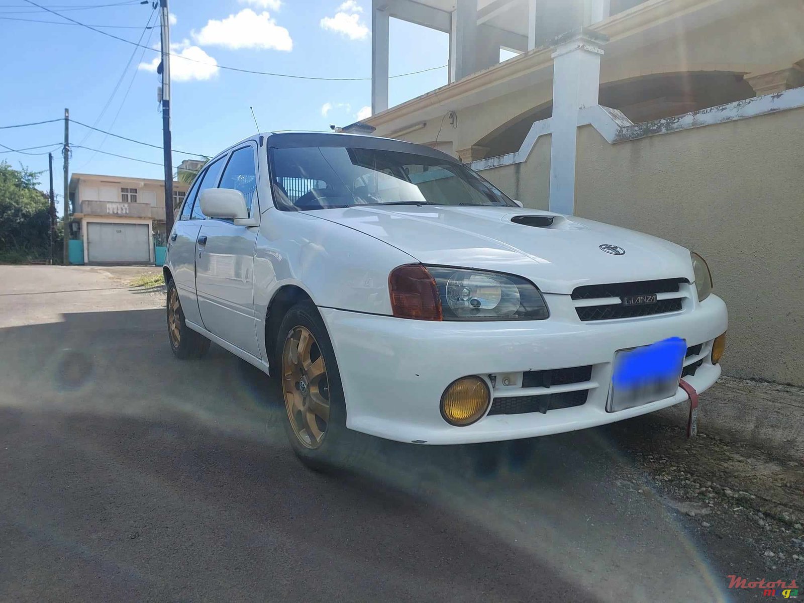 1998' Toyota Starlet photo #1