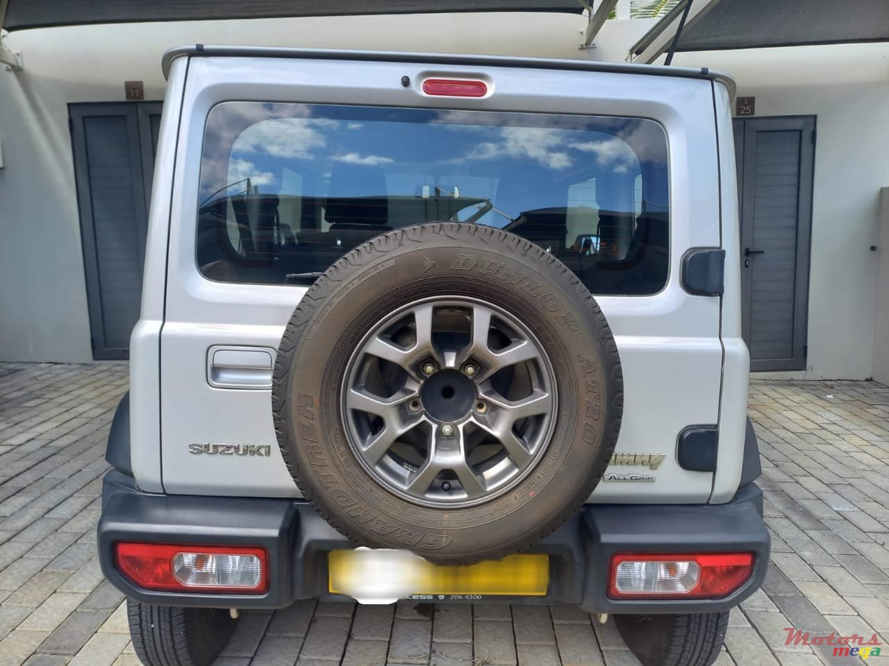 2021' Suzuki Jimny photo #3
