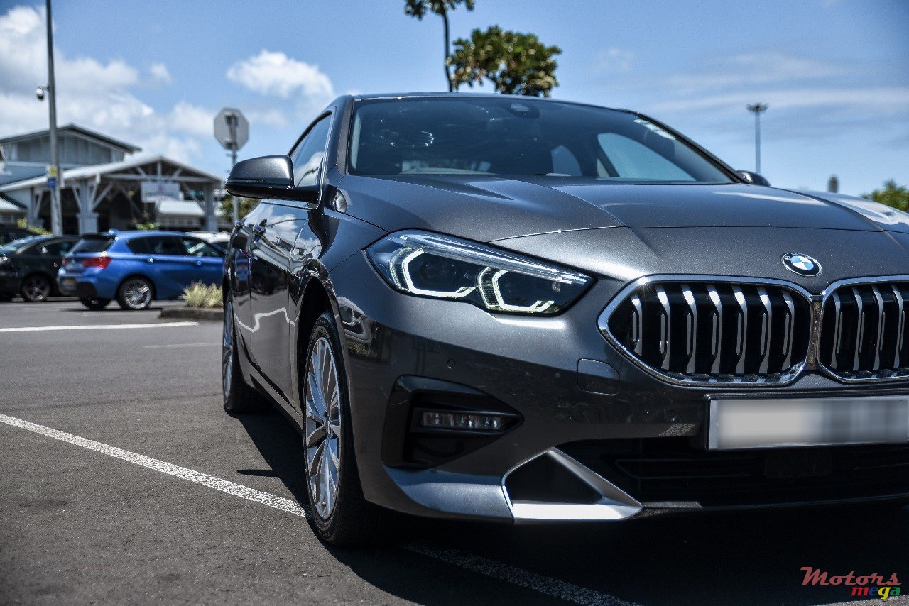 2021' BMW 218 photo #2
