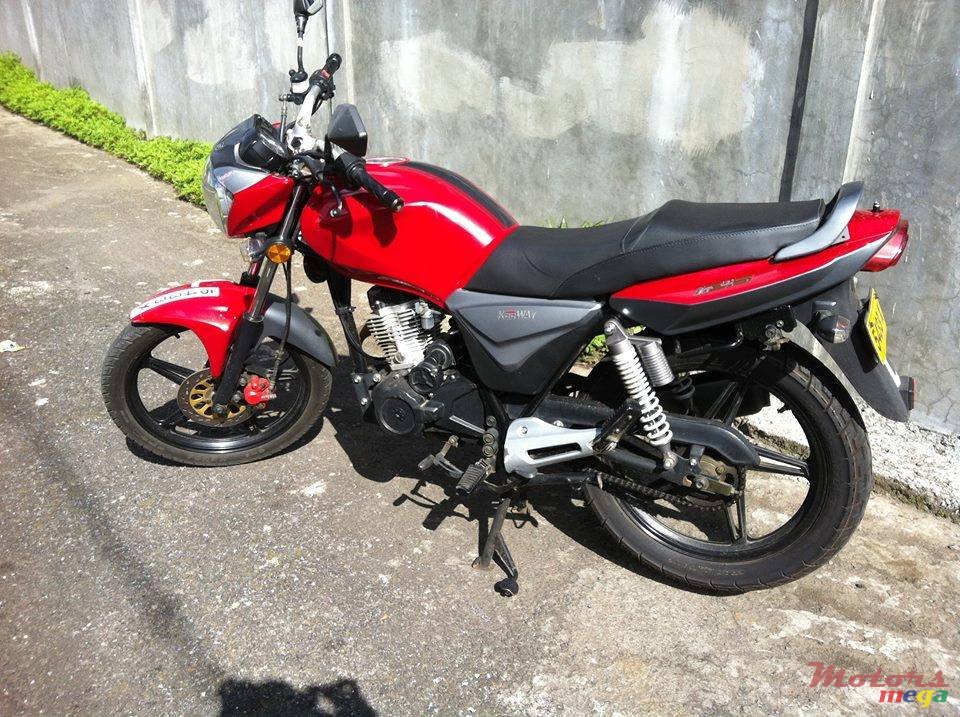 2012' Keeway photo #1