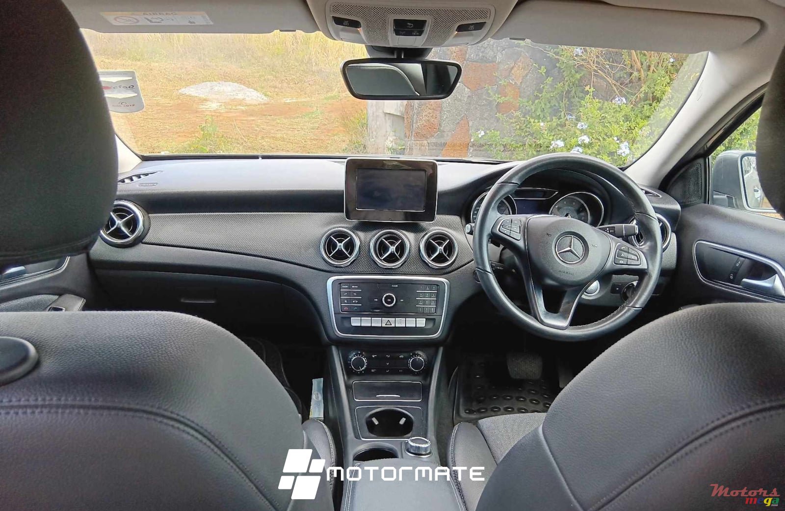 2020' Mercedes-Benz GLA 180 1.6 photo #6