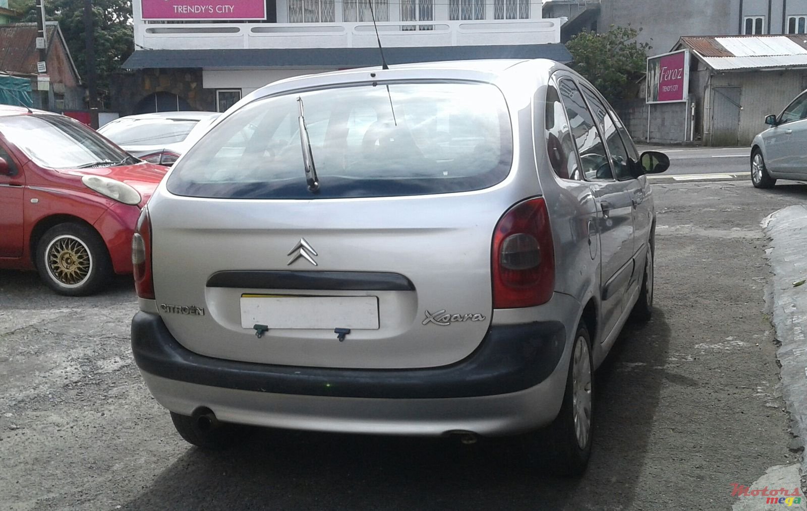2003' Citroen Xsara Picasso photo #2