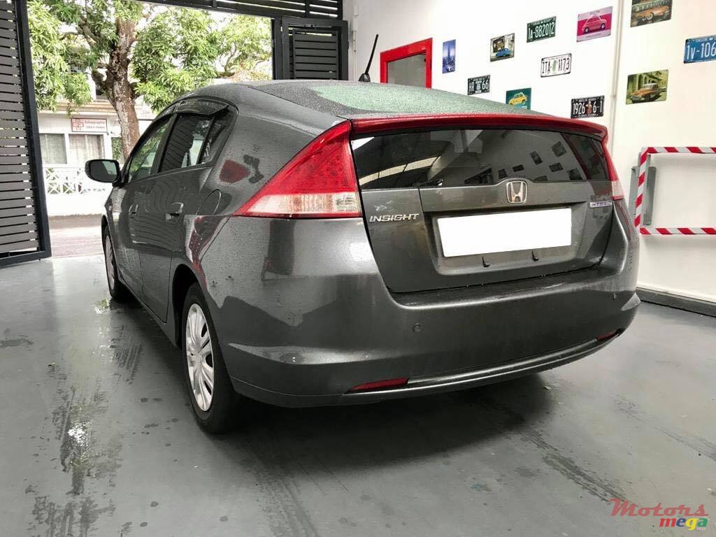 2011' Honda Insight photo #7