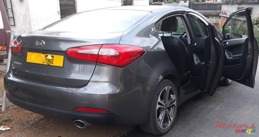 2013' Kia Cerato photo #4