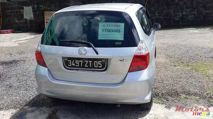 2005' Honda Fit photo #3