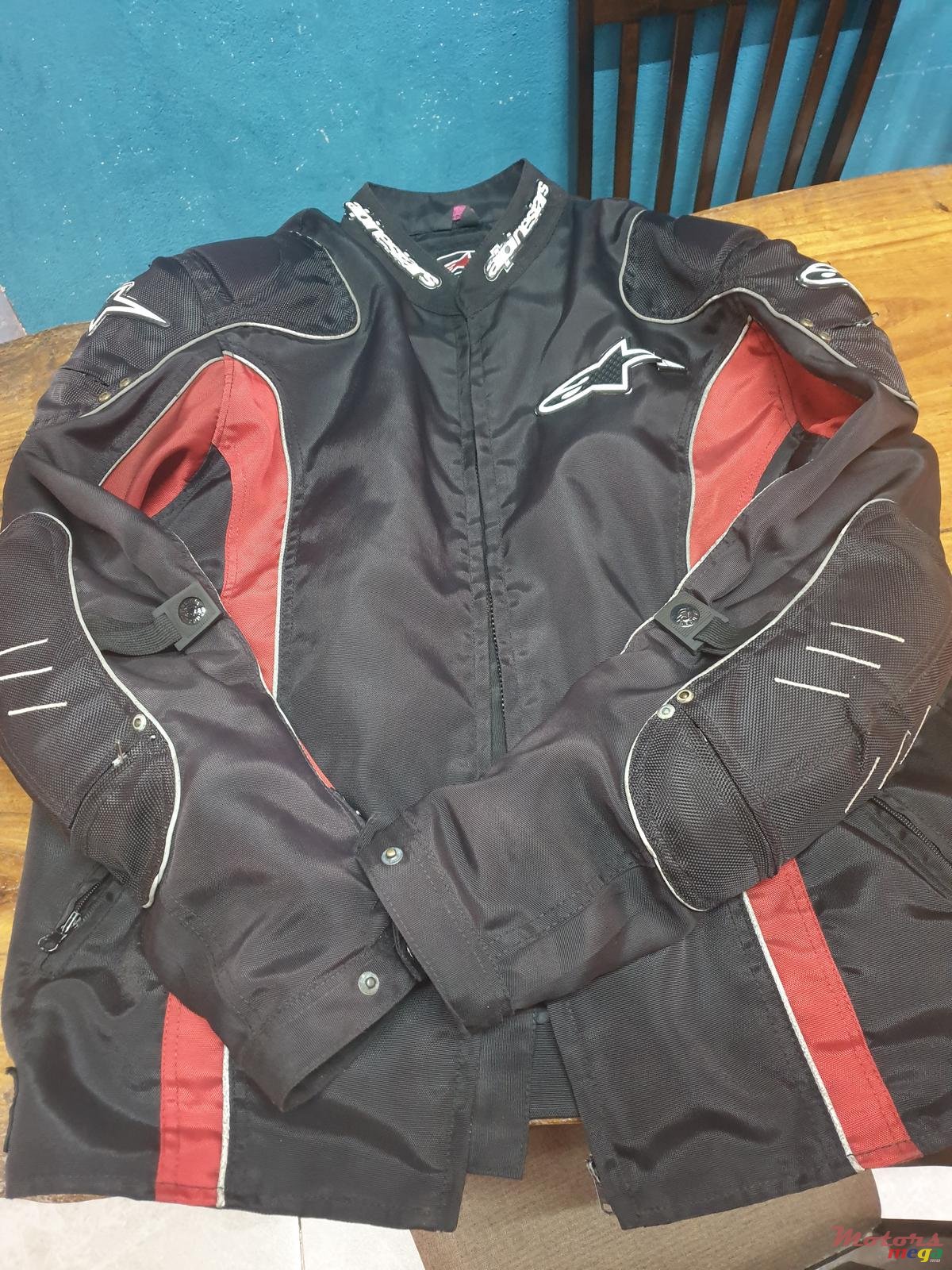 2015' Suzuki GS150R photo #5