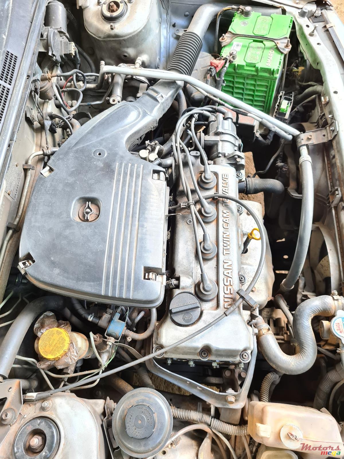 2000' Nissan Sunny photo #2