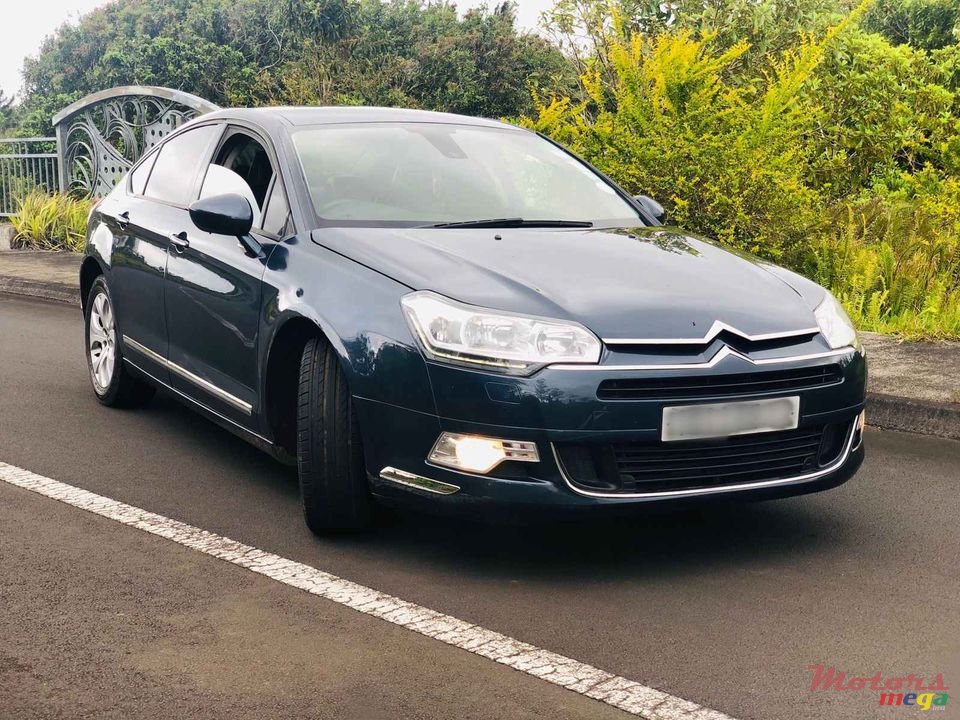 2011' Citroen C5 1.6L AUTOMATIC photo #1