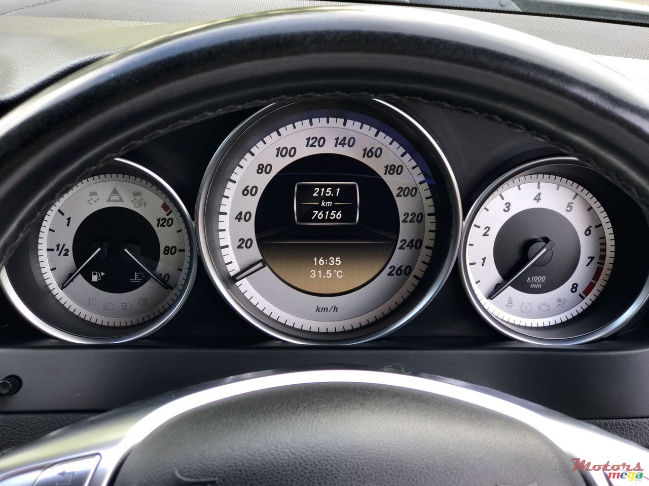 2012' Mercedes-Benz C 180 AMG photo #3