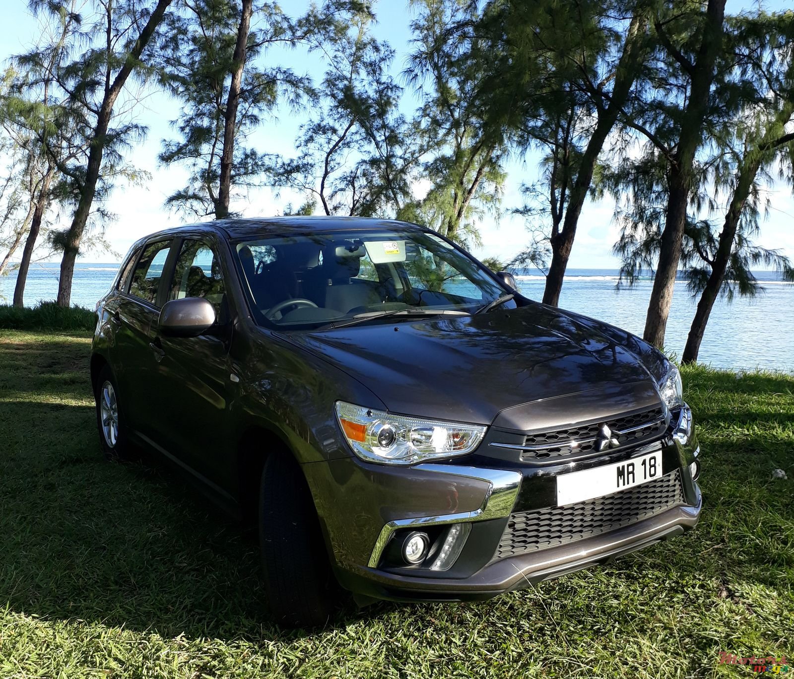 2018' Mitsubishi ASX photo #3