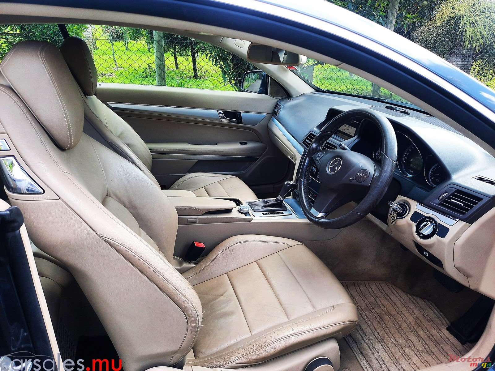 2010' Mercedes-Benz E 250 Coupe CGI photo #6