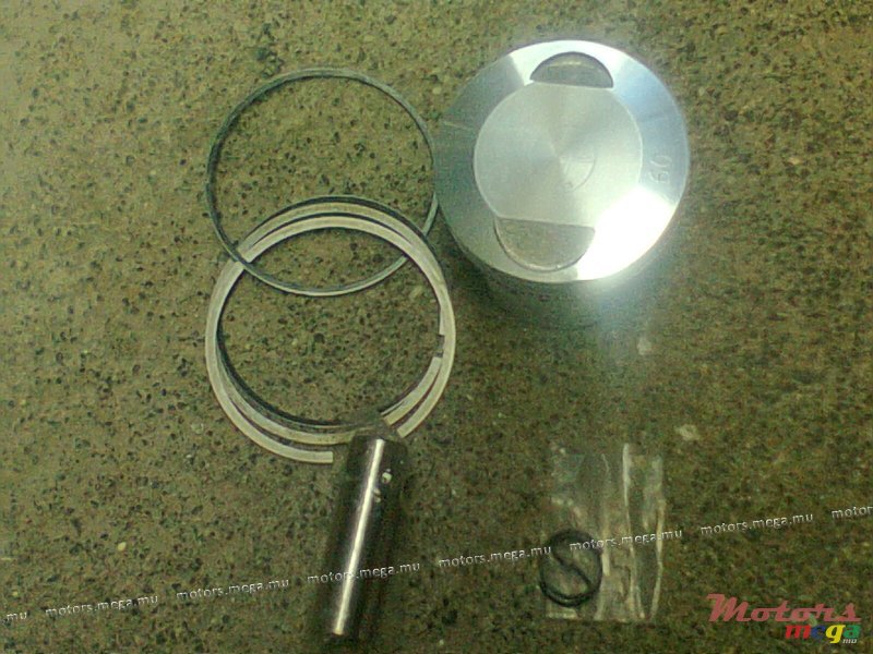 2010' Suzuki photo #1