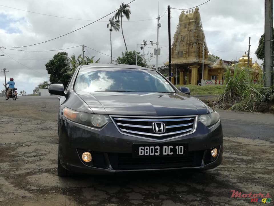 2010' Honda Accord photo #5